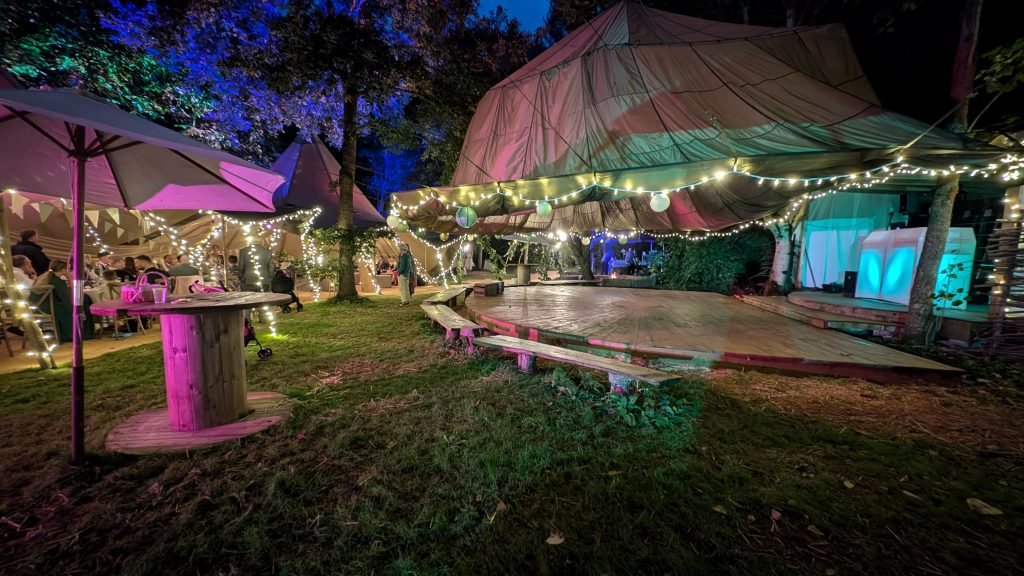 Wedding the Woods, Cipping Norton